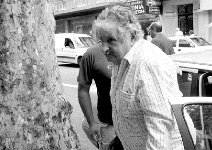 "Echar mano". Mujica lanzó la idea en su audición de M24