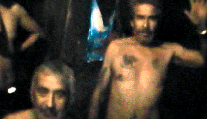 Imágenes. La televisión chilena emitió imágenes de los mineros atrapados en la mina.